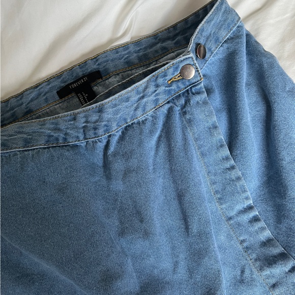 Denim wrap mini skirt 🩵 - Picture 2 of 5